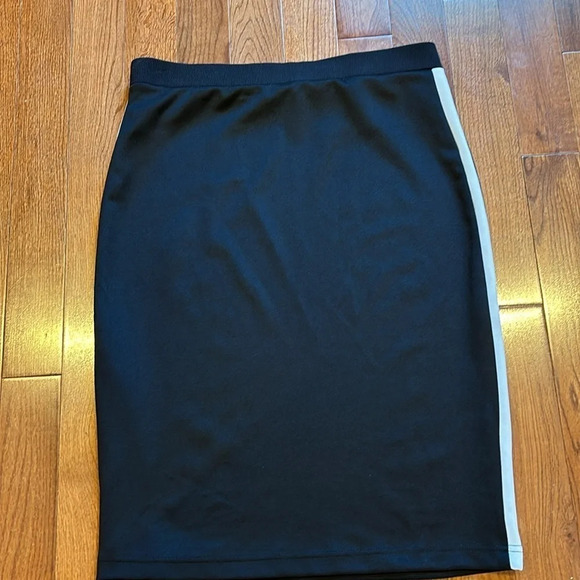 George Black Pencil Skirt Sz  Large - Picture 12 of 13